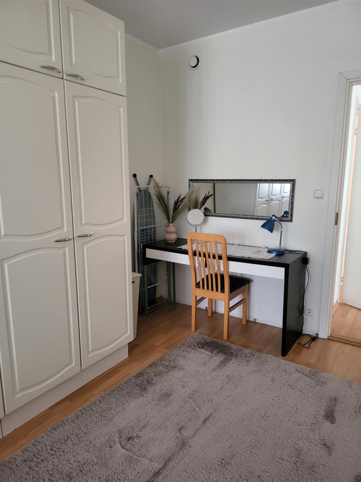 Long Holiday Apartment Курессааре Экстерьер фото